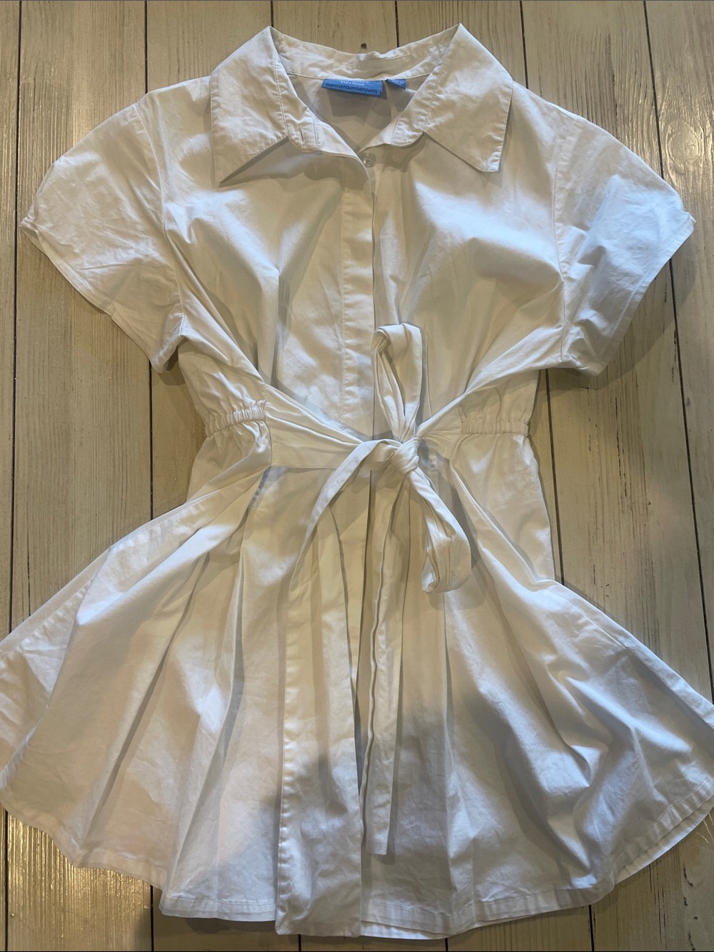 Simply Vera Vera Wang White Tie-Waist Shirt Top